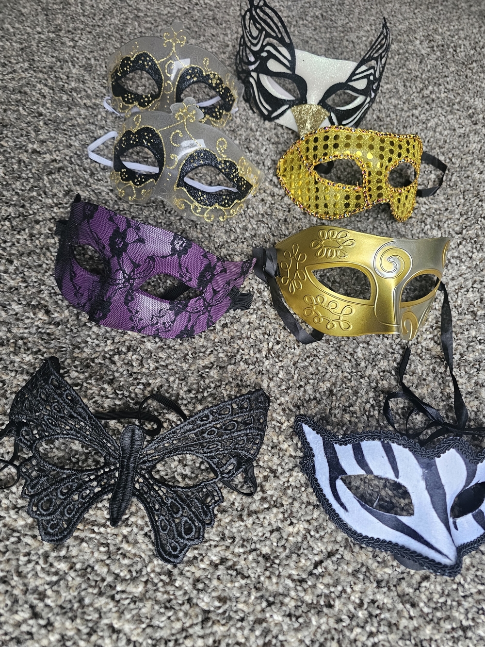 Assorted Mardi Gras & Masquerade Masks - Gold, Black, Purple, White, Yellow - Picture 2 of 3